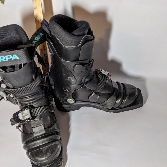 Scarpa 75mm 3 Pin Telemark Ski Boots 